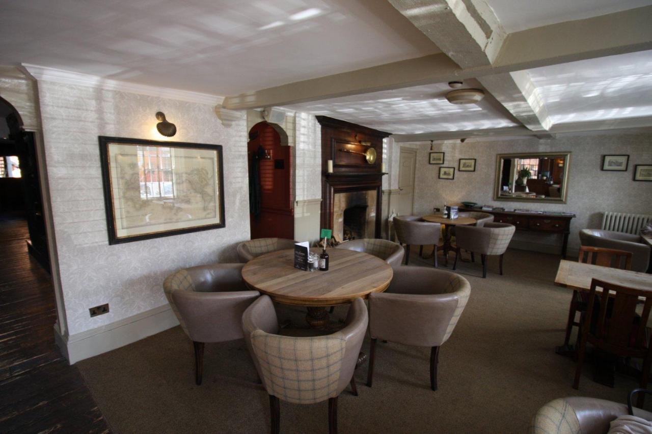 The Angel In Wootton Bassett Hotel Royal Wootton Bassett Exterior foto